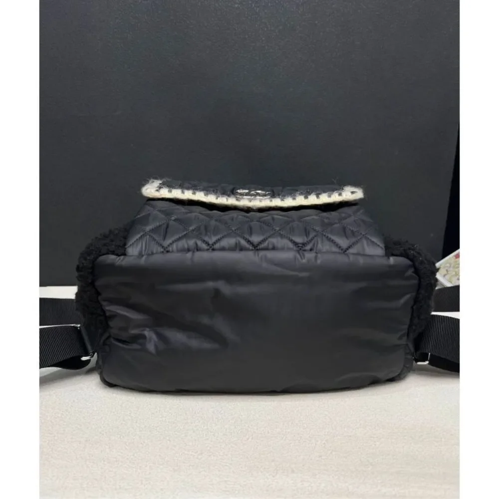 Chanel Women Pre-Loved Bag Very Good Condition